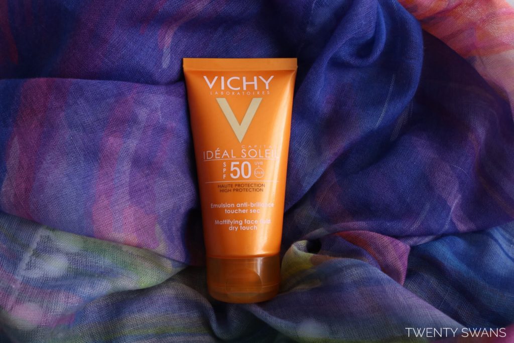 Review Kem chống nắng đi biển Vichy Ideal Soleil Dry Touch