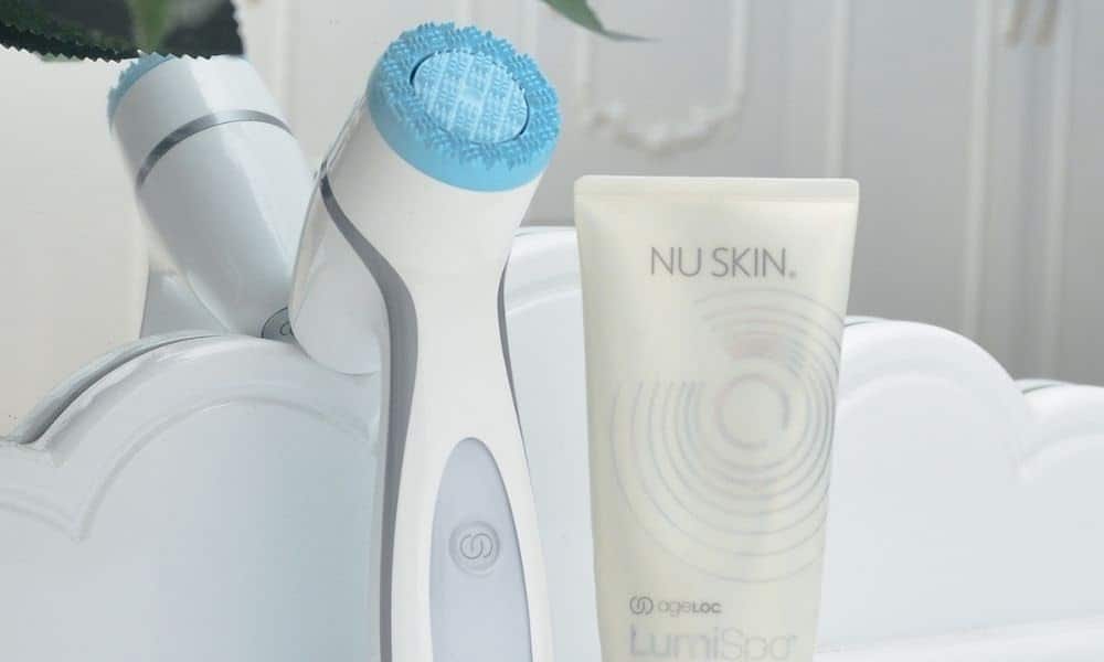 Đánh giá máy rửa mặt Lumispa Nuskin