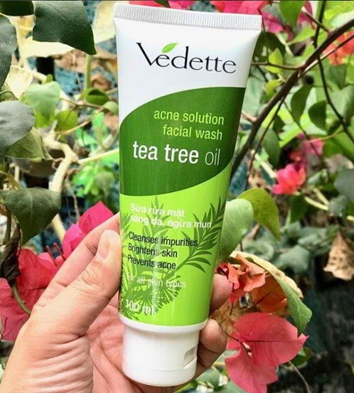 Review Sữa rửa mặt Việt Nam Vedette Acne Solution Facial Wash Tea Tree Oil