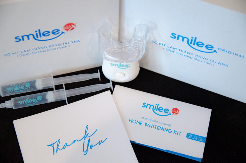 Smile là một hệ thống làm trắng răng tại nhà được sản xuất bởi một công ty đến từ mỹ